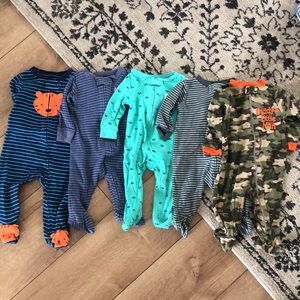 Bundle of 6 month zip onesies